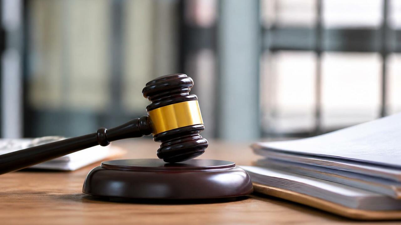 Суд в Волгограде ликвидировал ФК «Олимпия» из-з...